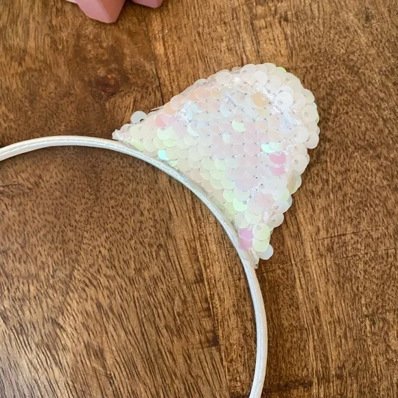 Sequent round bag and I love Plum kitty ears - Picture 9 of 10